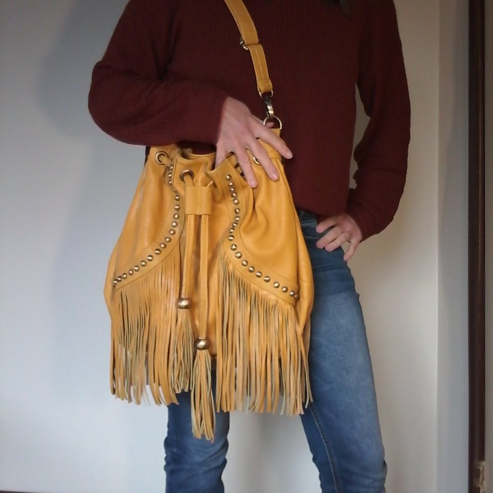 Genuine leather tassel purse